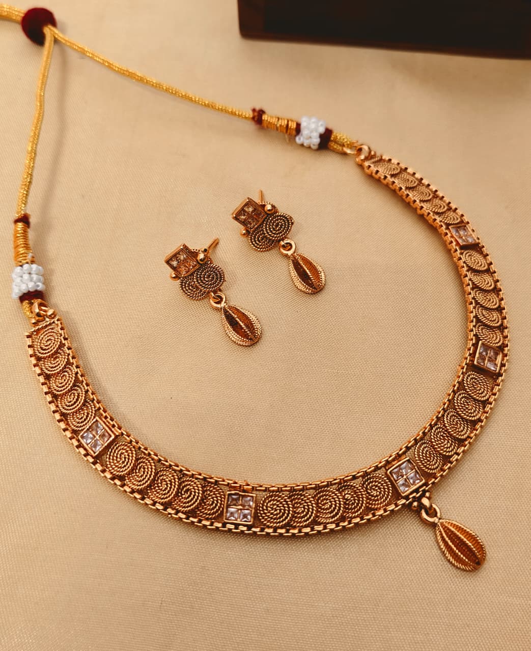 Beautiful Premium Quality Gold Plated Matt  Ginni Necklace With Tops…. Original Brass...